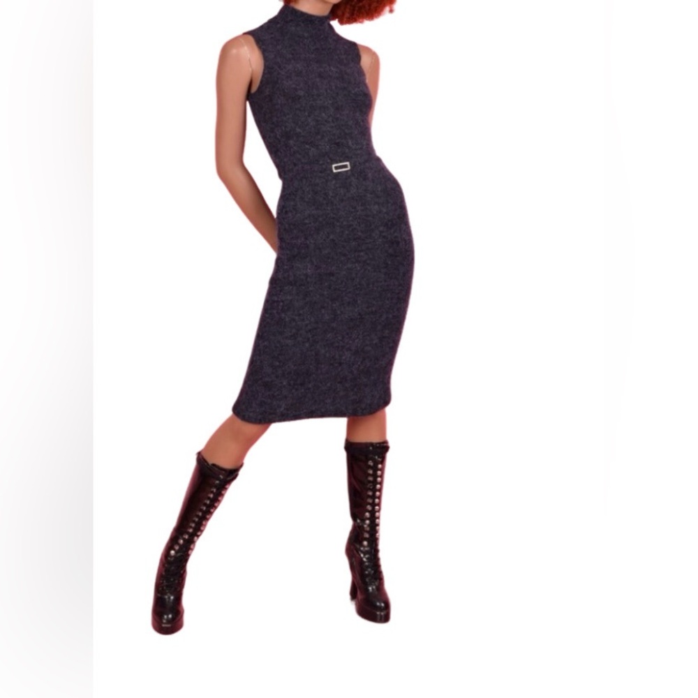 Elegant Gray Sleeveless Turtleneck Dress